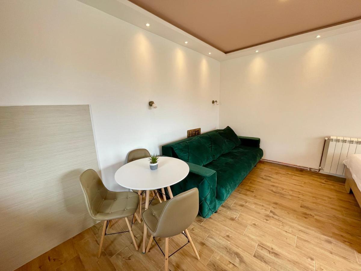Apartments Four Countesses Вирпазар Екстериор снимка