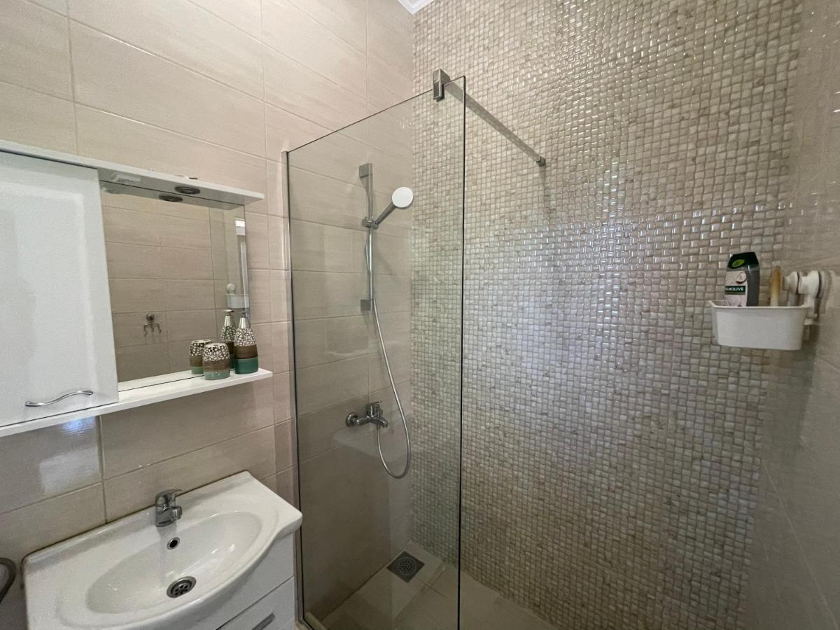 Apartments Four Countesses Вирпазар Екстериор снимка