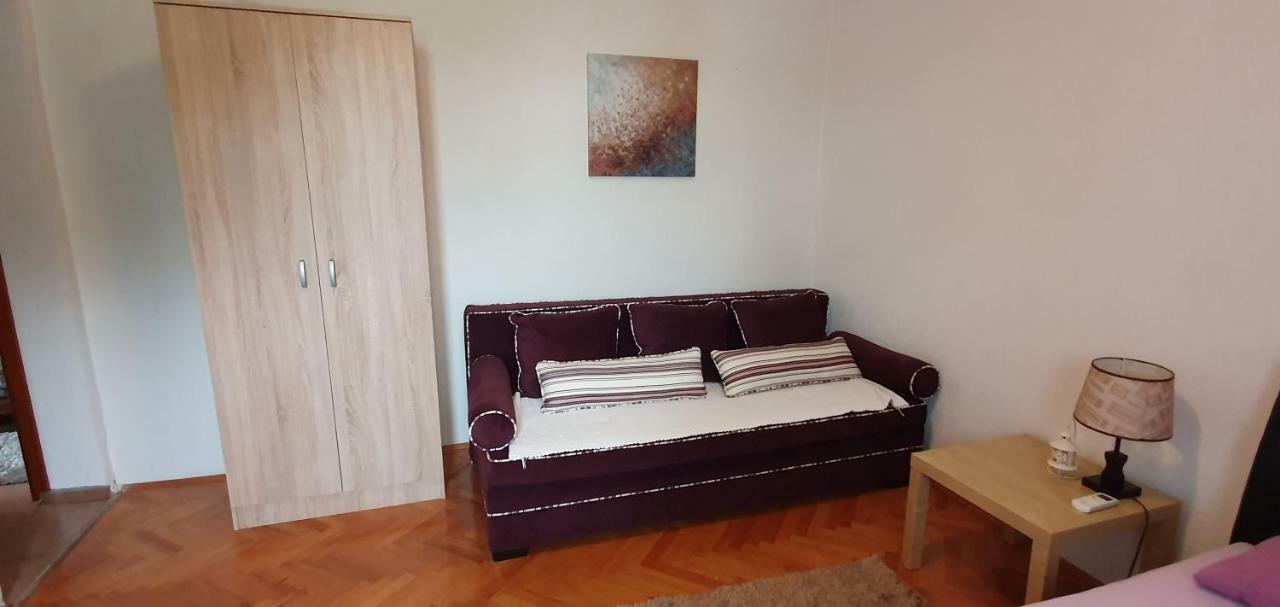 Apartments Four Countesses Вирпазар Екстериор снимка